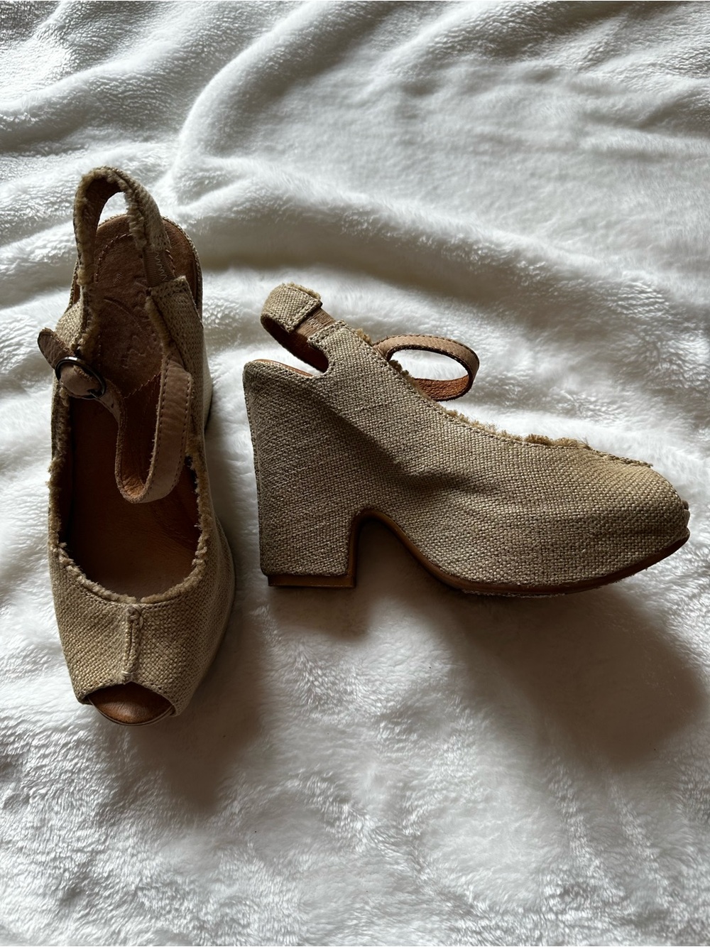 NAYA Women’s Feminine Open-Toe Tan Slingback Espadrille Boho Wedges Sz 4.5 EUC